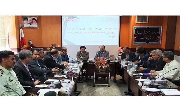 هیچ دانش‌آموز واجب‌التعلیمی نباید از تحصیل بازبماند