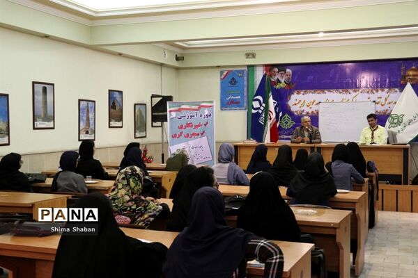 آغاز کلاس‌های تابستانه خبرنگاری و مجری گری در سازمان دانش‌آموزی خراسان رضوی