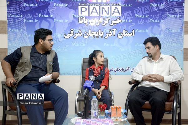 حضور  زهرا بیرامی(دختر ژله ای ) در دفتر خبرگزاری پانا آذربایجان شرقی