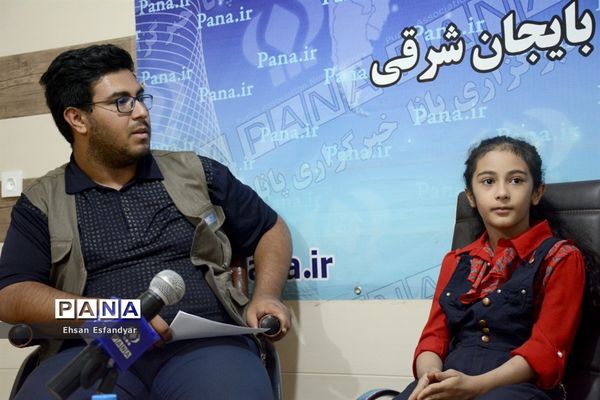 حضور  زهرا بیرامی(دختر ژله ای ) در دفتر خبرگزاری پانا آذربایجان شرقی