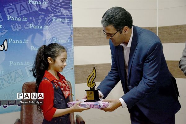 حضور  زهرا بیرامی(دختر ژله ای ) در دفتر خبرگزاری پانا آذربایجان شرقی