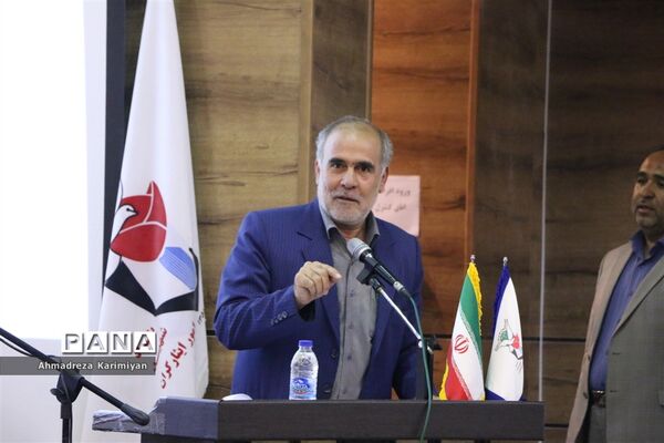 مراسم تجلیل از کارآفرینان برتر شاهد و ایثارگر استان فارس