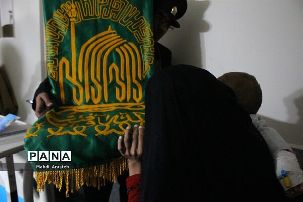 بدرقه کاروان زیرسایه خورشید از شهرستان درمیان