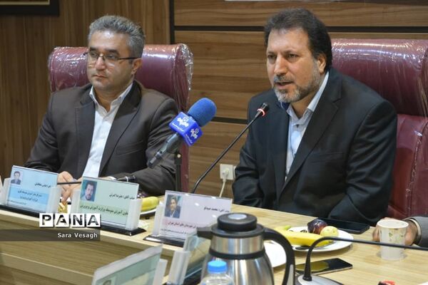 نشست روسای ادارات دوره دوم متوسطه کل کشور در سالن همایش اردوگاه شهید منتظری شهریار