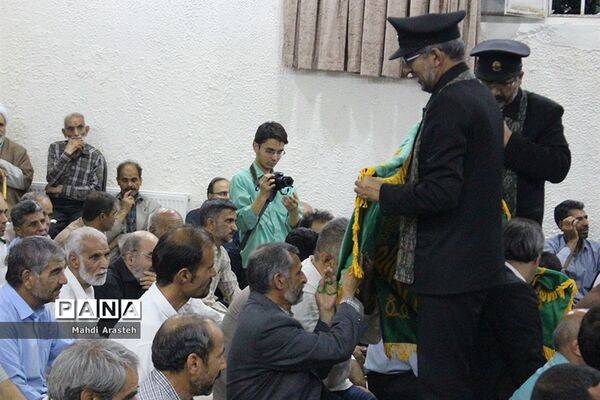 دیدار نماینده ولی فقیه و امام جمعه شهرستان بیرجند با کاروان حرم بارگاه رضوی