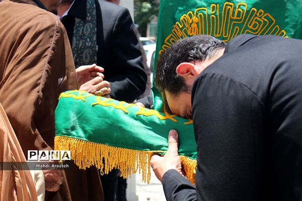 حضور کاروان رضوی در دفتر ثبت اسناد رسمی خراسان جنوبی