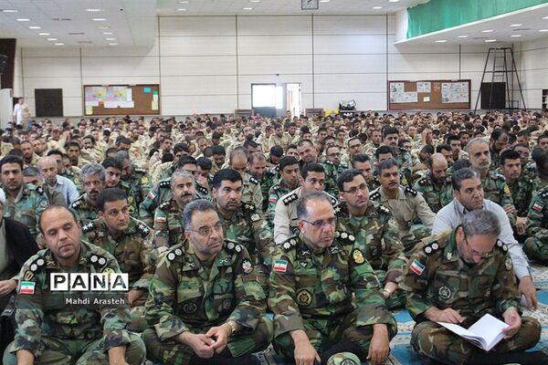 حضور کاروان زیرسایه خورشید حرم بارگاه رضوی در پادگان 04 امام رضا (ع) ارتش بیرجند