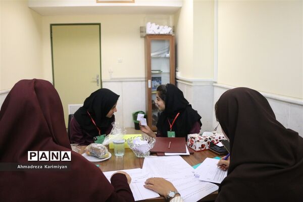 برگزاری مرحله استانی پنجمین جشنواره نوجوان خوارزمی در شیراز