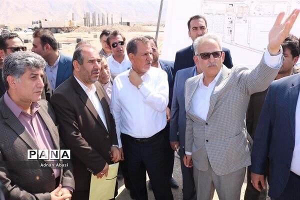 بازدید اسحاق جهانگیری از پالایشگاه های شهرستان مُهر