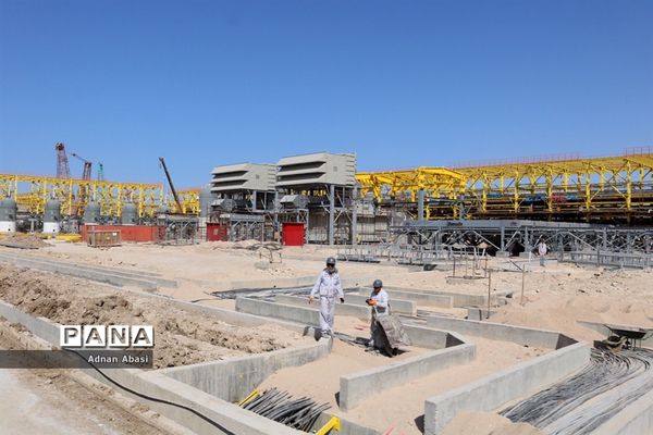 بازدید اسحاق جهانگیری از پالایشگاه های شهرستان مُهر