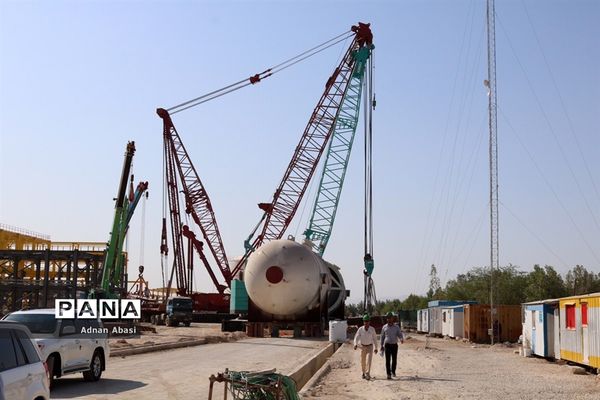 بازدید اسحاق جهانگیری از پالایشگاه های شهرستان مُهر