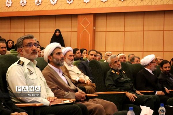 آیین تکریم و معارفه مدیرکل اوقاف و امور خیریه استان همدان