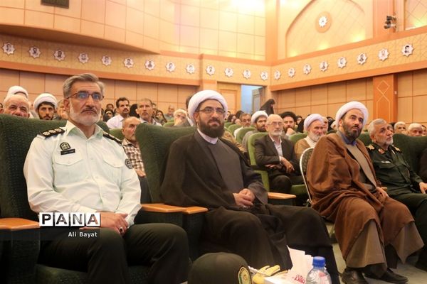 آیین تکریم و معارفه مدیرکل اوقاف و امور خیریه استان همدان