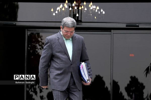 حاشیه جلسه هیأت دولت