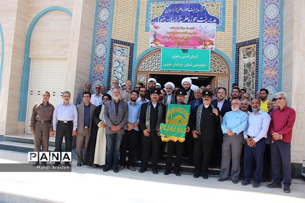 موعدعاشقان امام هشتم واستقبال باشکوه مردم در ششمین روز از دهه کرامت