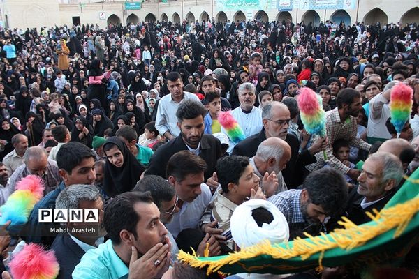 موعدعاشقان امام هشتم واستقبال باشکوه مردم در ششمین روز از دهه کرامت