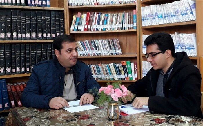 امسال بیش از 5100 جلد کتاب در ماکو به امانت برده شده است