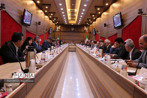 نشست شورای معاونان اداره‌کل و روسای ادارات آموزش و پرورش شهرستان‌های استان تهران