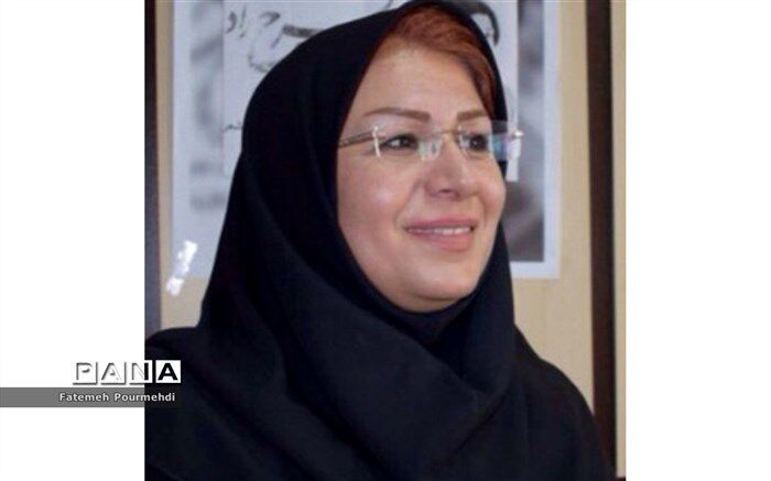 مدیر دبیرستان شاهد هوشمند ناحیه 1سنندج نحوه ی ثبت نام مدارس شاهد را اعلام  کرد