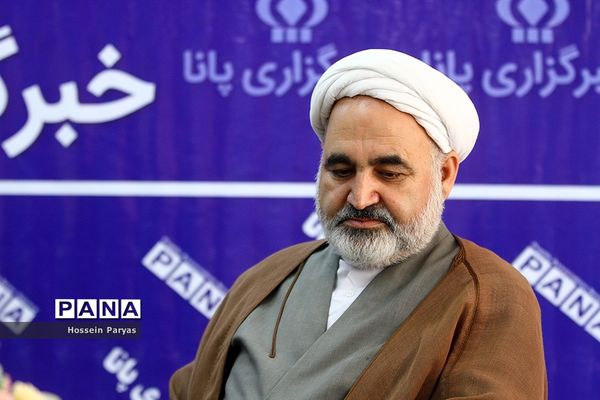 حضور معاون حقوقی و امور مجلس آموزش و پرورش در خبرگزاری پانا