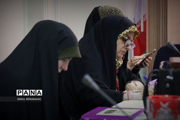 جلسه مدیران سازمان دانش آموزی مناطق ۱۹ گانه شهر تهران