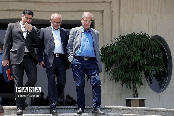 حاشیه جلسه هیأت دولت