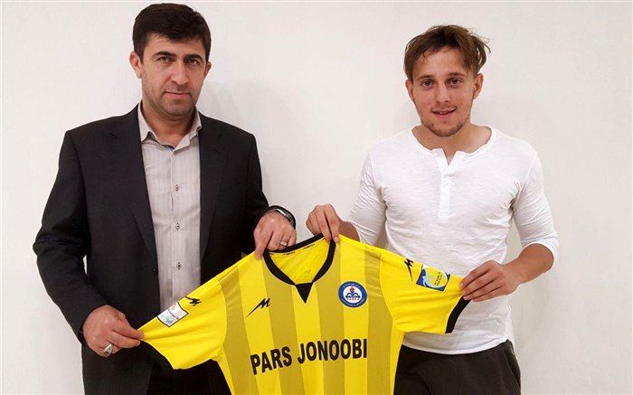 مدافع استقلال به پارس جنوبی جم پیوست