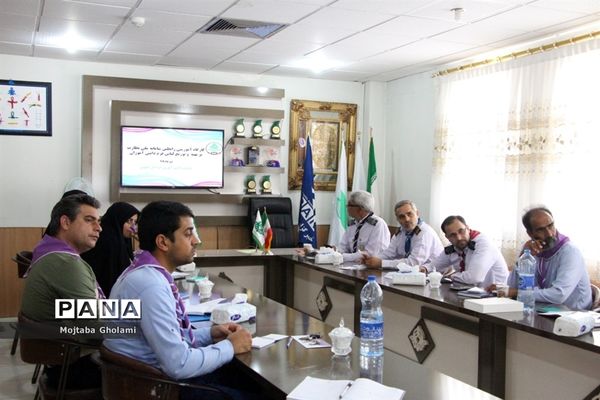 کارگاه آموزشی رابطین سامانه ملی نظارت برتهیه و توزیع لباس فرم دانش‌آموزان