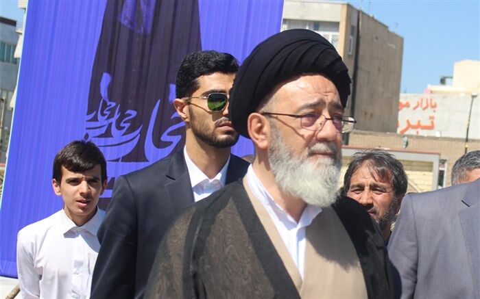 نماینده ولی فقیه در آذر بایجان شرقی:  بازیگرانی که پوشش مناسبی ندارند نباید در نقش زنان چادری بازی کنند