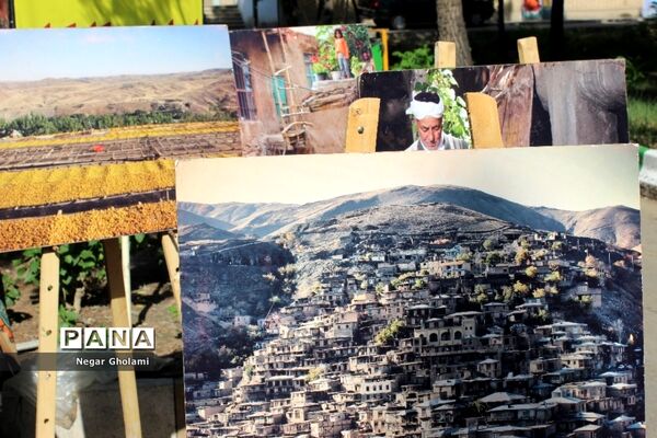 غرفه‌های دست سازه‌های جشنواره نوجوان خوارزمی استان خراسان رضوی