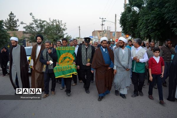 جشن دهه کرامت و حضور دومین گروه کاروان خدام رضوی در شهرستان سرایان استان خراسان جنوبی