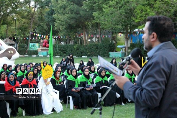 آغاز چهاردهمین دوره اردوی زیارتی دانش‌آموزان دختر زیارت‌اولی سراسر کشور در مشهد مقدس