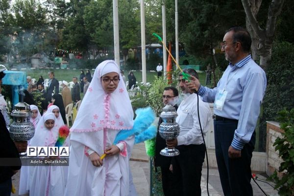 آغاز چهاردهمین دوره اردوی زیارتی دانش‌آموزان دختر زیارت‌اولی سراسر کشور در مشهد مقدس