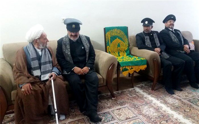دیدار کاروان خدام حرم رضوی با خانواده شهدا و جانبازان دوران دفاع مقدس بیرجند
