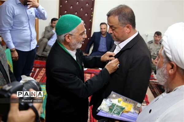 استقبال مردم شهرستان میانه از خادمان و حاملان پرچم متبرک رضوی