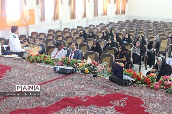 نشست تخصصی مجامع اعضا و مربیان سازمان دانش آموزی استان کرمان