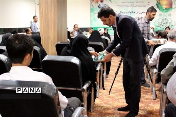 دیدار خانواده معظم شهدای شهر قدس با خدام آستان قدس رضوی