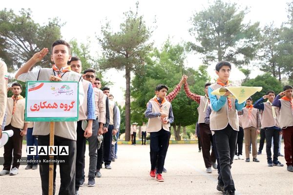 اولین روز از اردوی استانی پیشتازان فارس