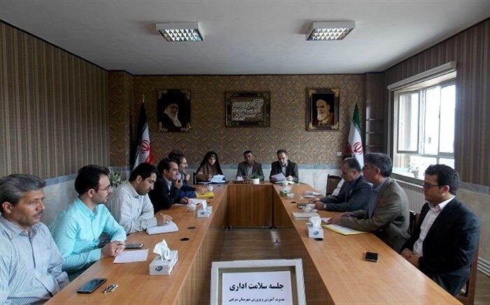 برگزاری کارگاه آموزشی توجیهی مدیران مدارس با عنوان "سلامت اداری" در شهرستان سرعین