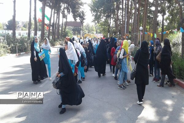 بازدید فرماندار شهرستان ملارد از اردوگاه شهید منتظری شهریار