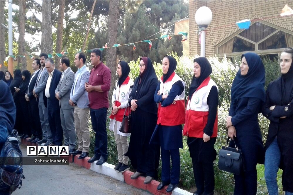 بازدید فرماندار شهرستان ملارد از اردوگاه شهید منتظری شهریار