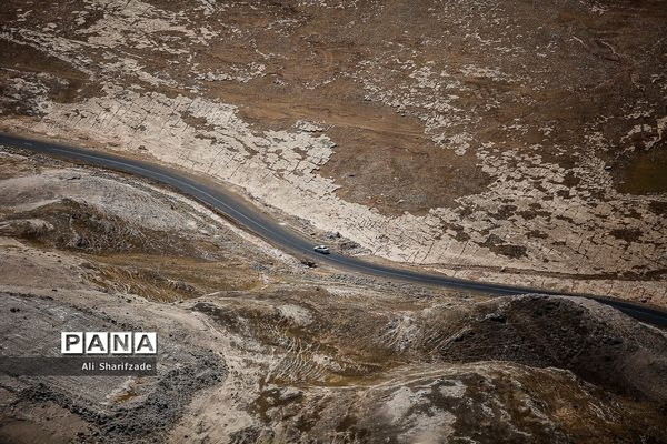 توزیع کالای اساسی بین سیل زدگان استان لرستان