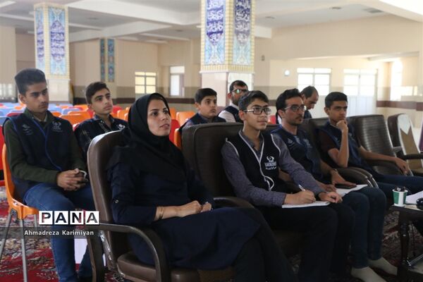 کلاس آموزشی خبرگزاری پانا در اردوی استانی پیشتازان فارس