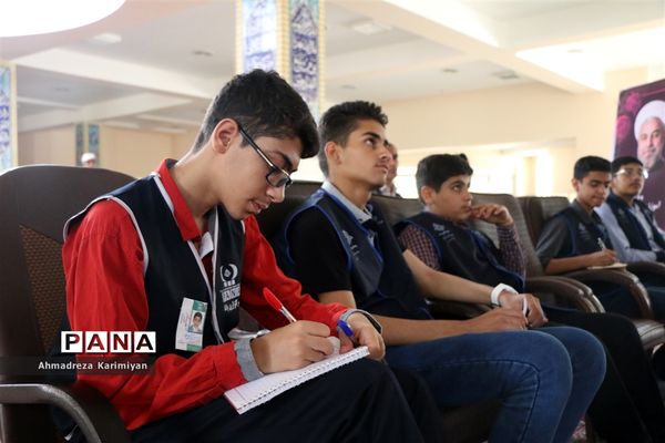 کلاس آموزشی خبرگزاری پانا در اردوی استانی پیشتازان فارس