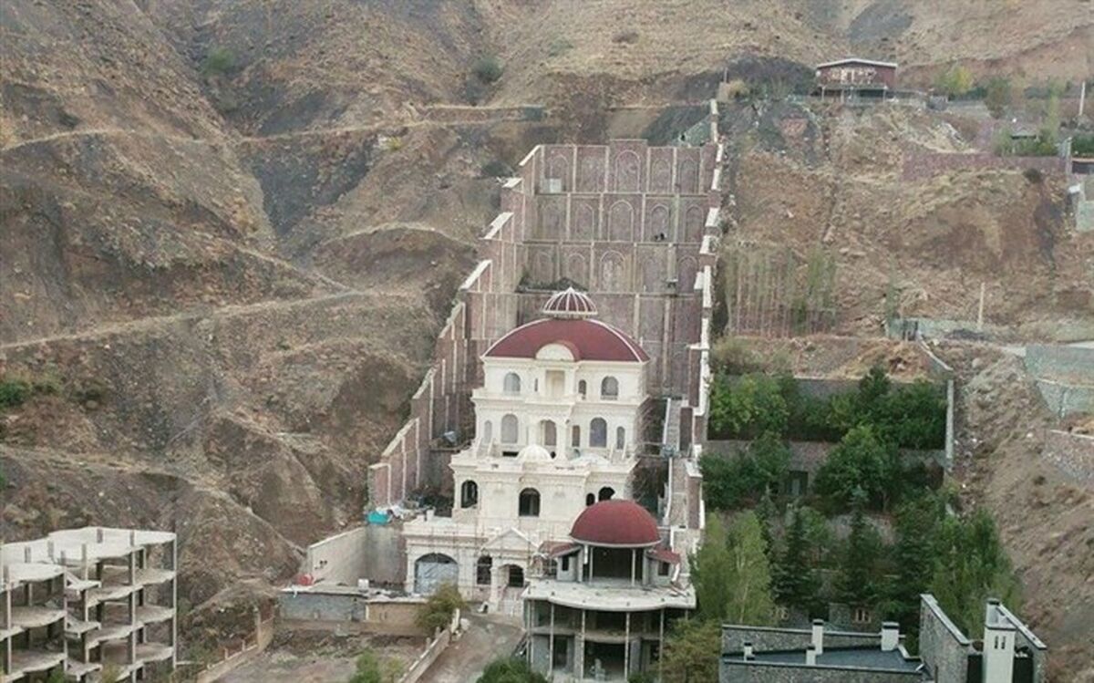 کوه‌تراشی در لواسان جلوی چشم مقامات محلی!