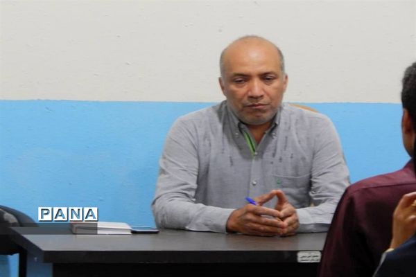 جلسه توجیهی لباس فرم مدارس دشتستان