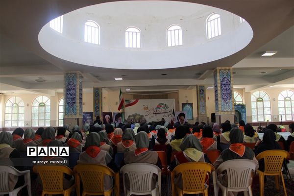 برگزاری نخستین روز از اردو استانی دانش آموزان پیشتاز دختر فارس