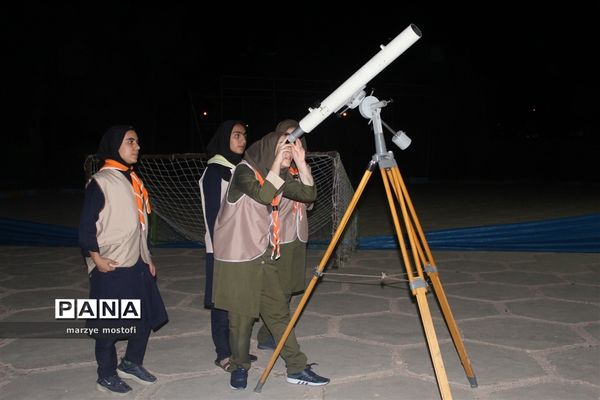 برگزاری نخستین روز از اردو استانی دانش آموزان پیشتاز دختر فارس