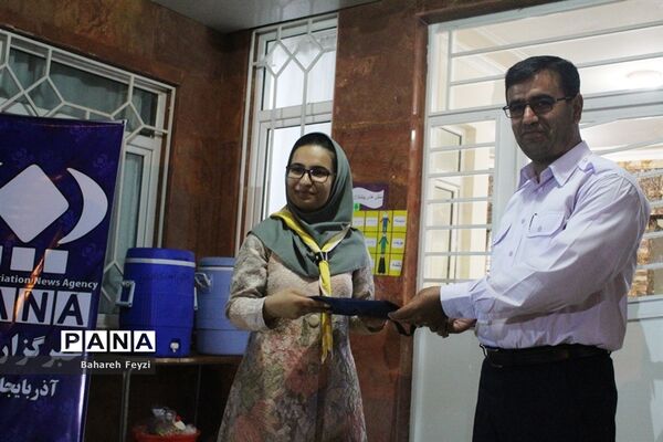 جشنواره استانی مهارت‌های تشکیلاتی پیشتازان دخترسازمان دانش‌آموزی آذربایجان غربی در ارومیه