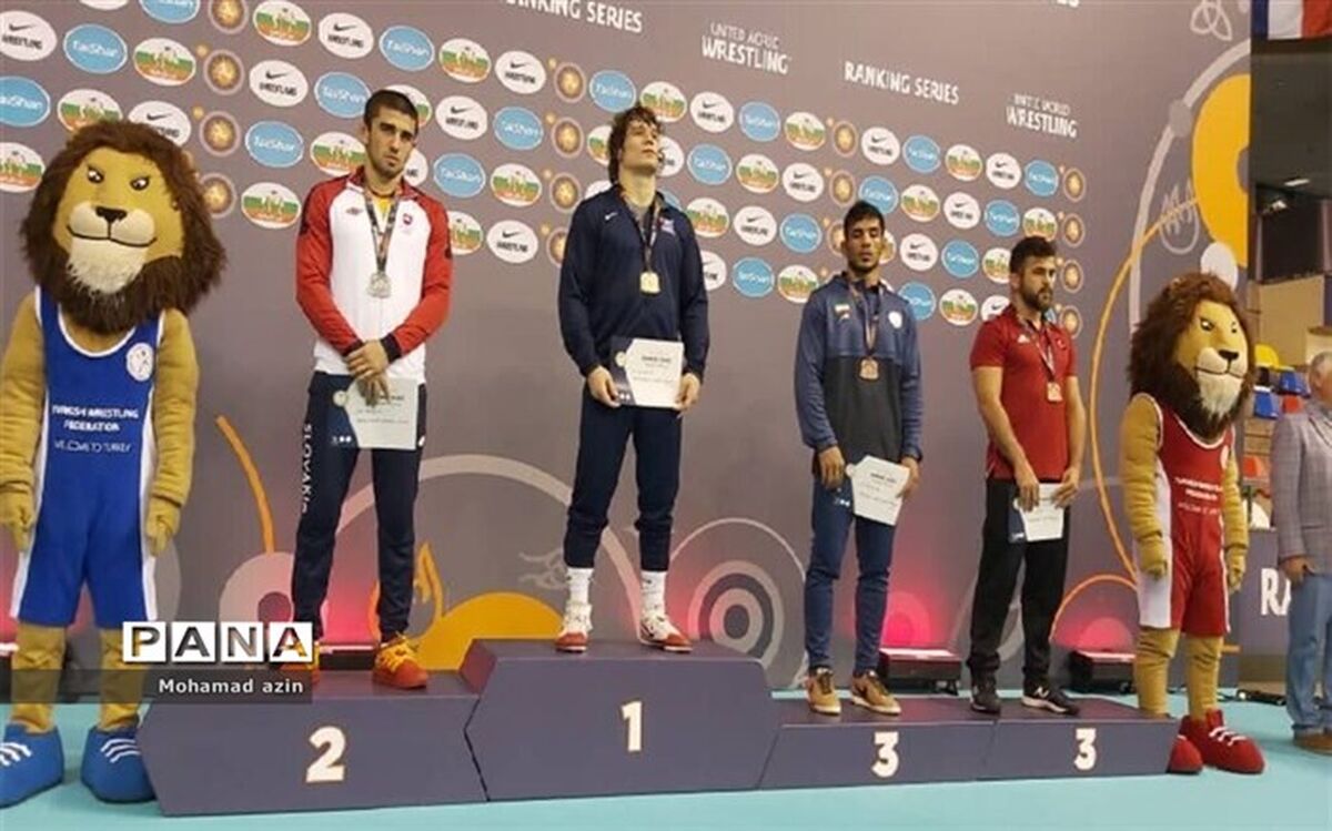 کشتی گیر کرمانشاهی مدال برنز جام یاشاردوغو ترکیه را کسب کرد
